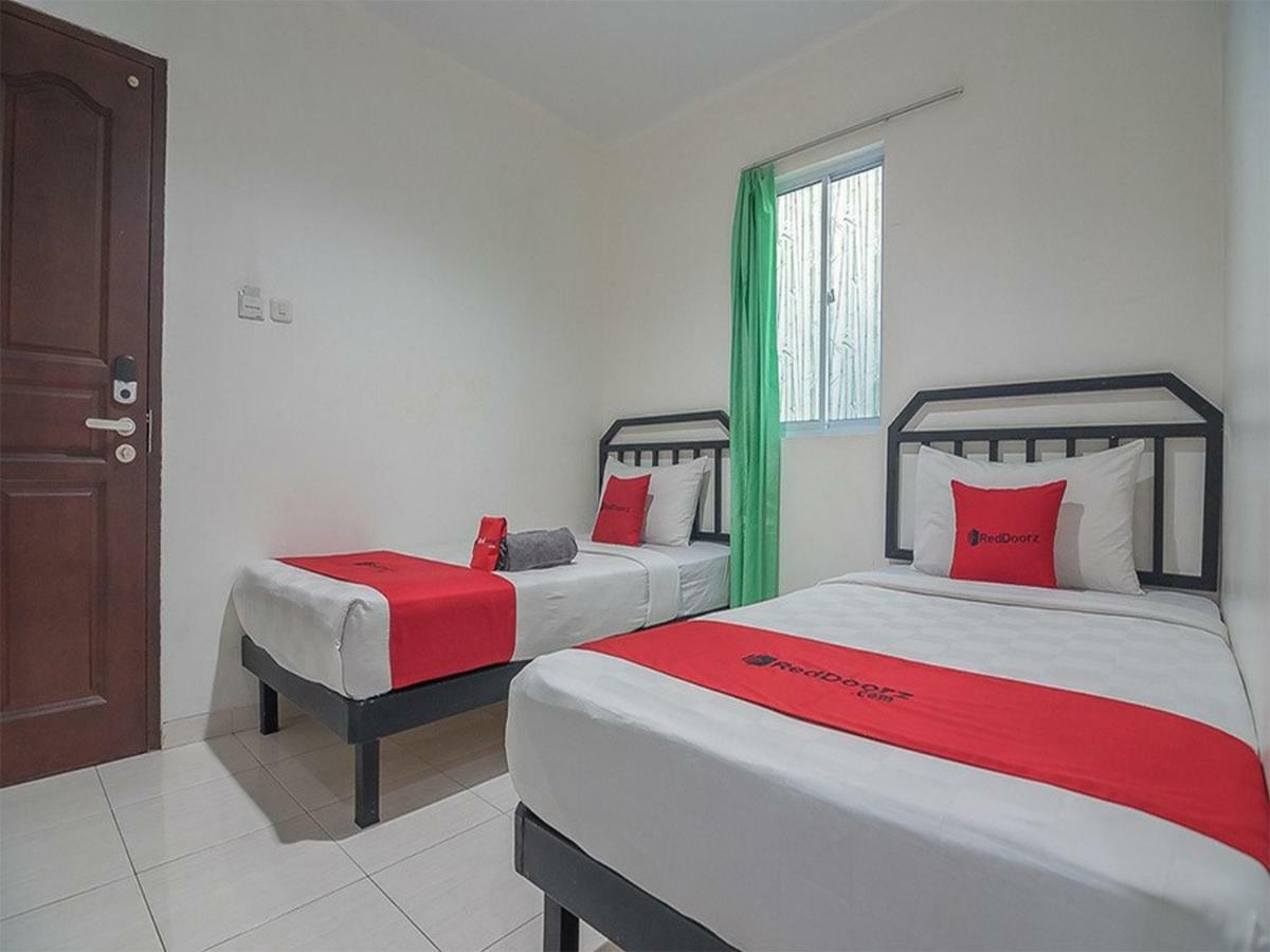 Reddoorz Near Nagoya Citywalk Batam 2 Екстер'єр фото